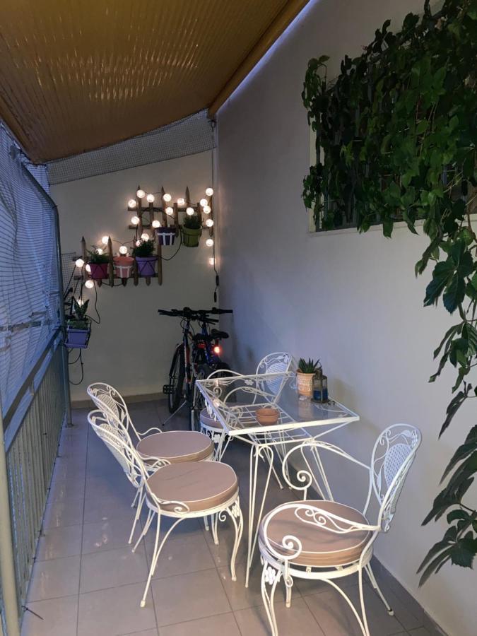 Central Kalamata Cozy Apartment מראה חיצוני תמונה