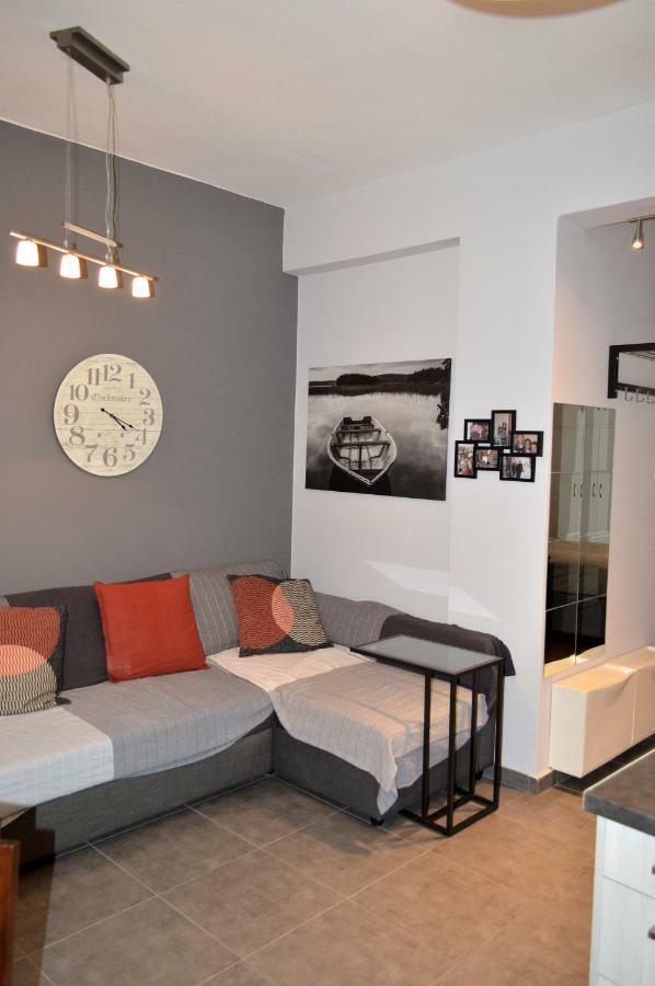 Central Kalamata Cozy Apartment מראה חיצוני תמונה